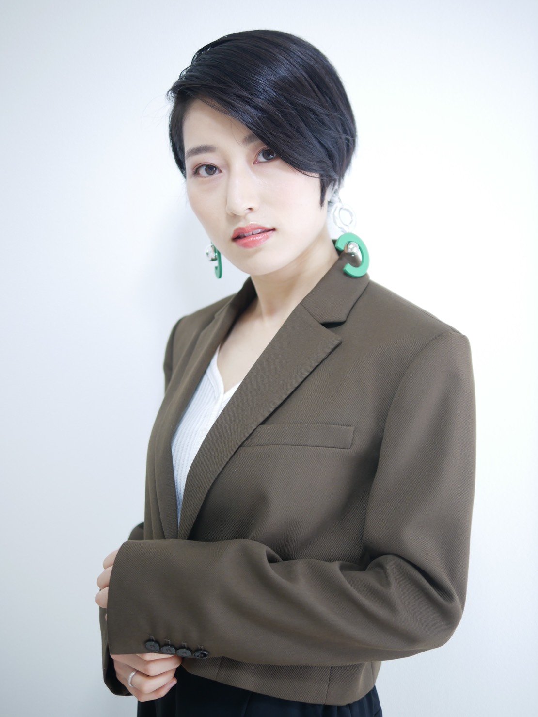 泉谷りな4