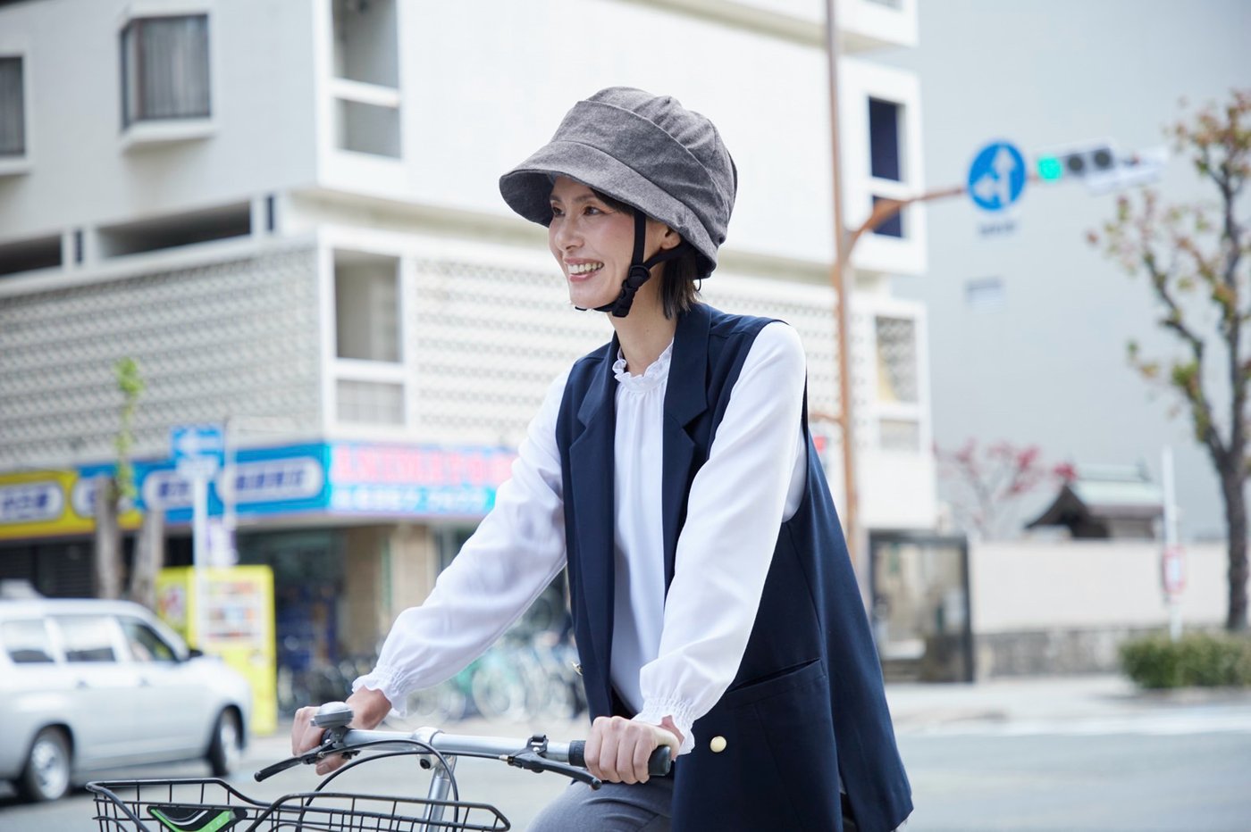 山田　裕依7