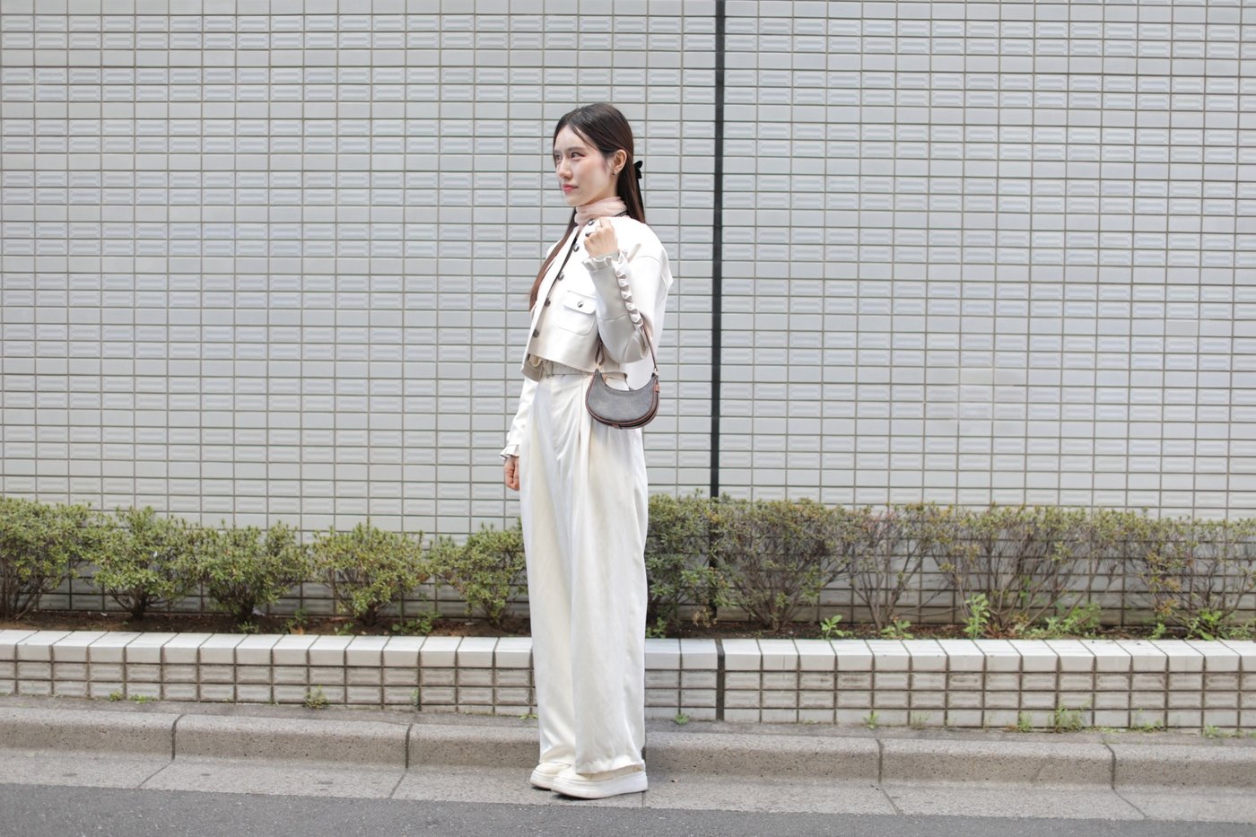 トモ11