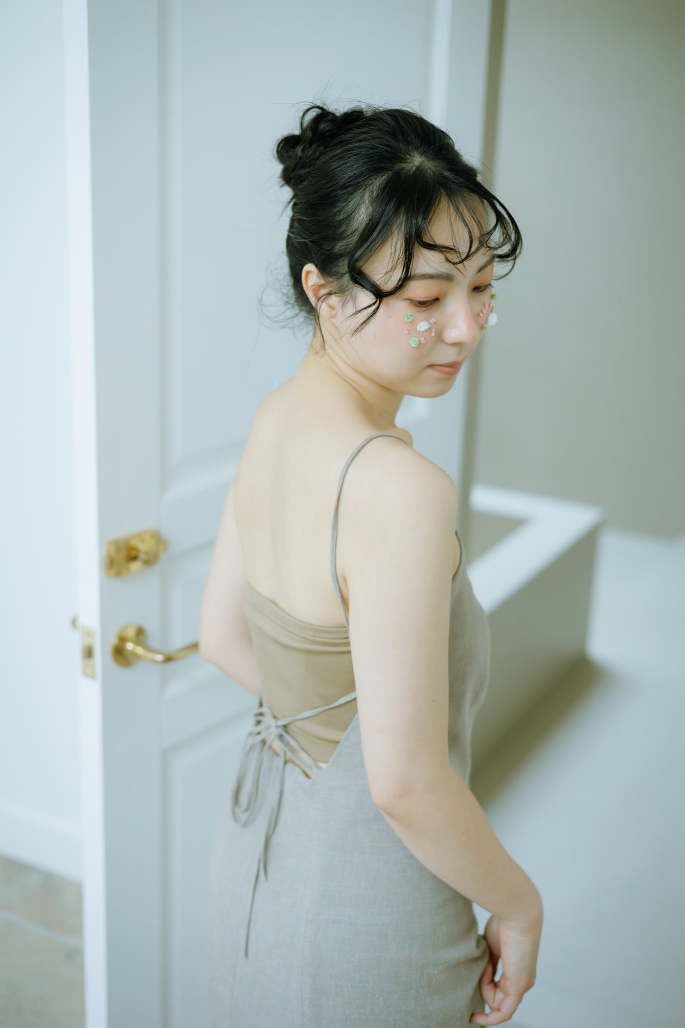 Aina12