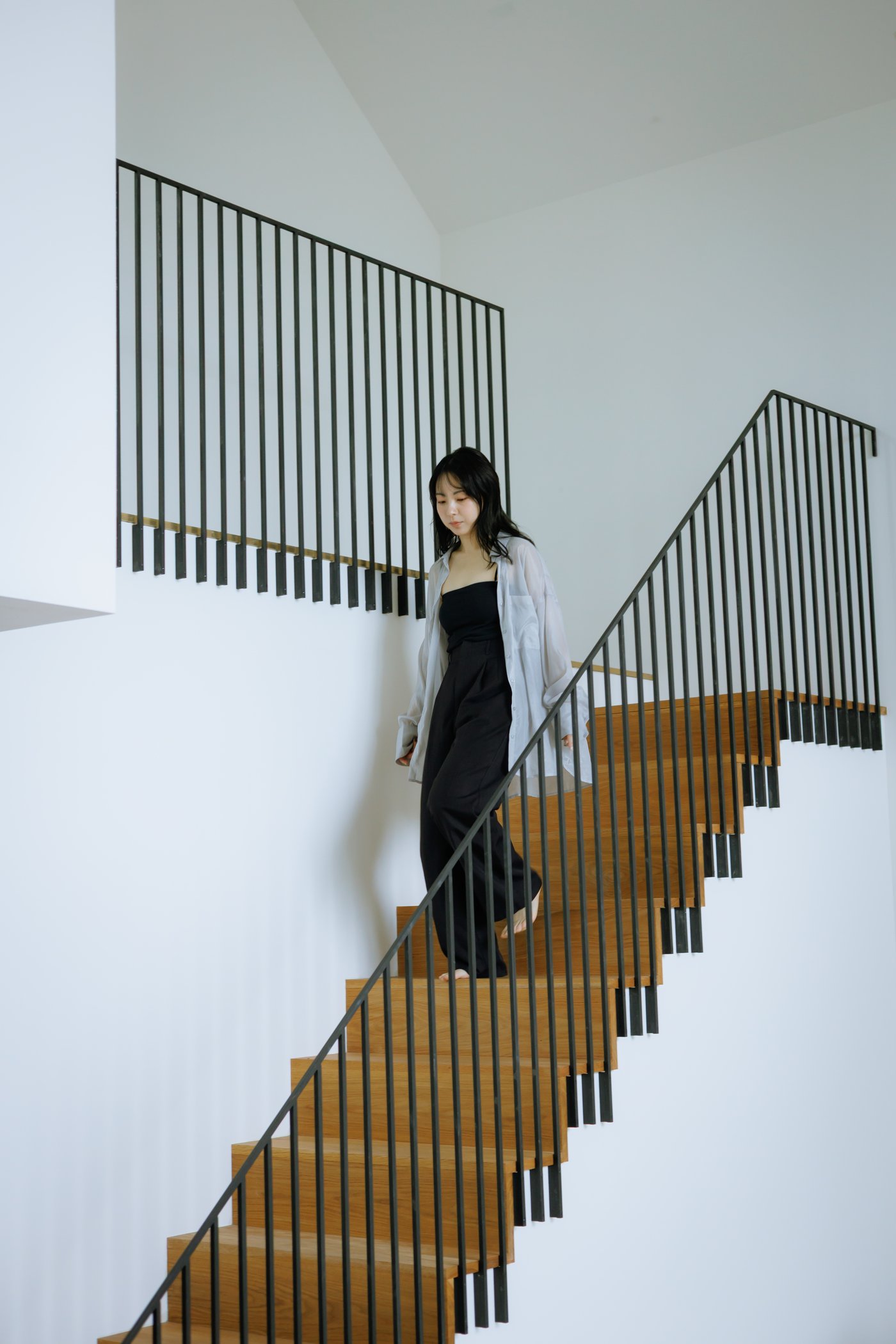 Aina1