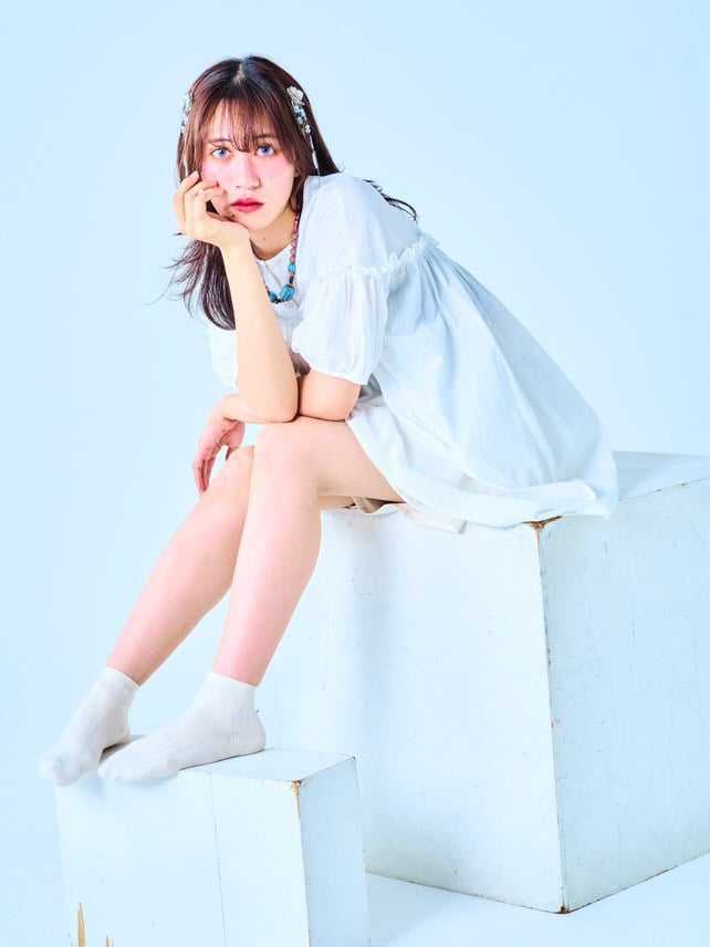 AyA6
