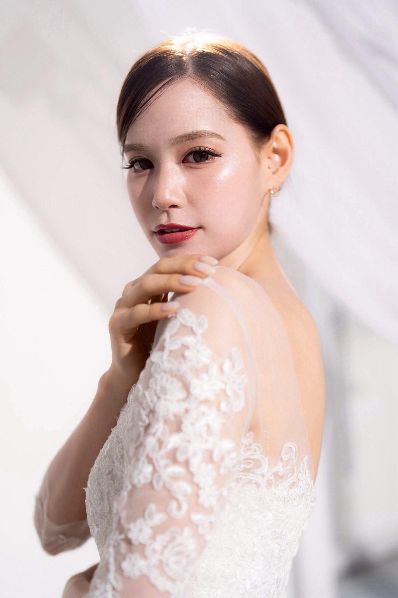 Mariko Christine12