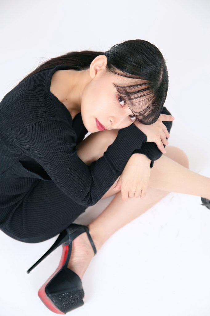 皆川彩月2