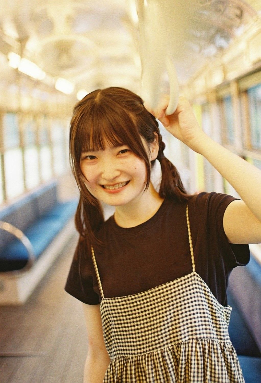 梅田桃代4