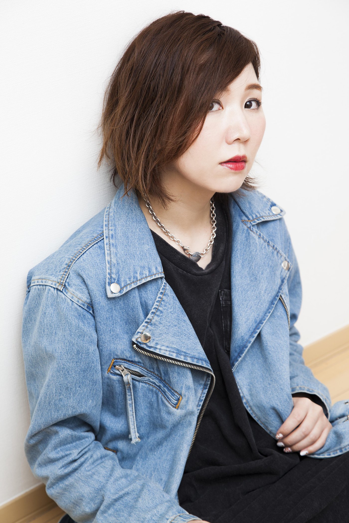 emika10