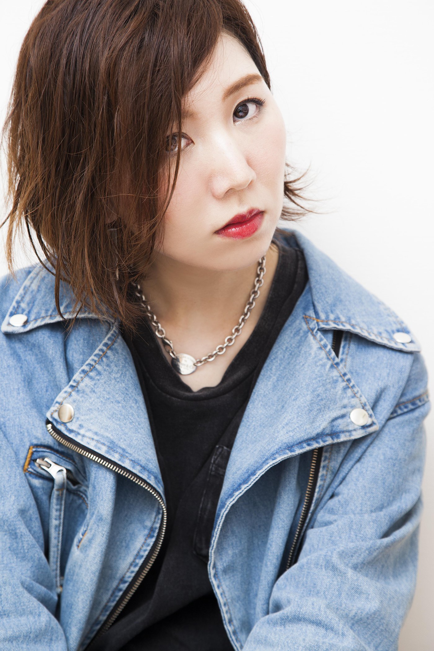 emika4
